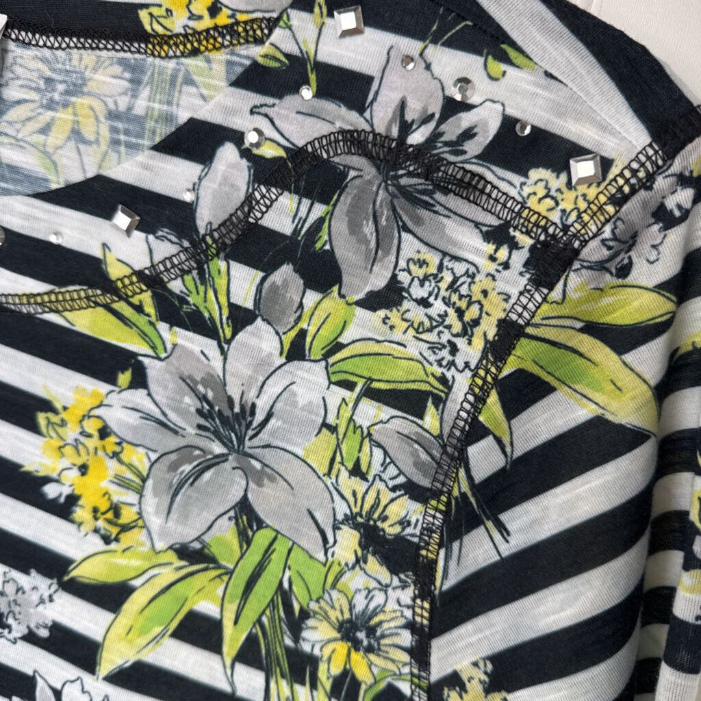 FLORAL TOP