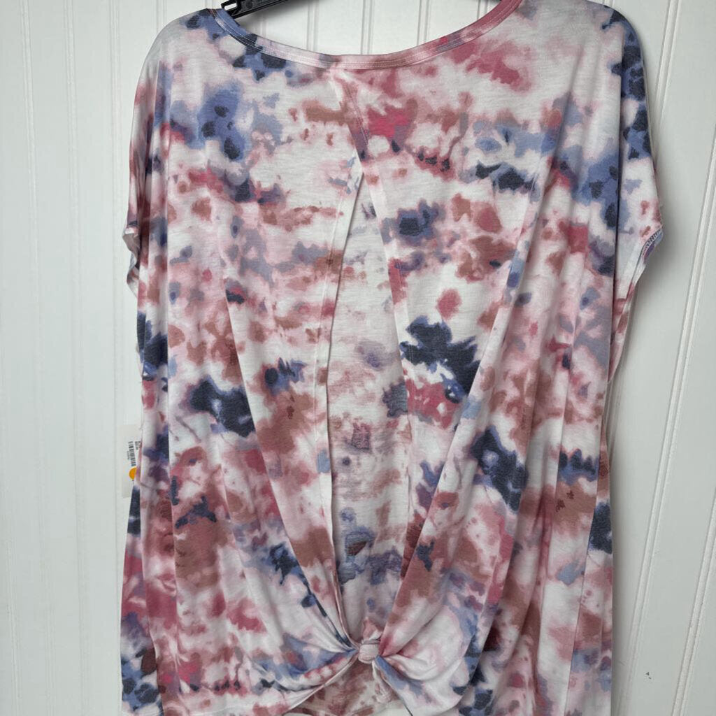 SHORT SLEEVED SHIRT