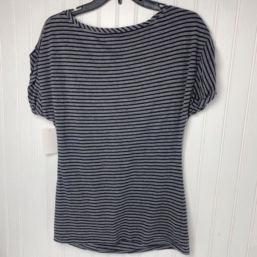 STRIPED SHOSRT SLEEVED