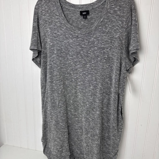 SHORT SLEEVED SUMMER SWEATER