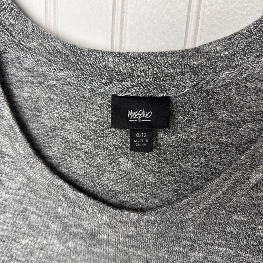 SHORT SLEEVED SUMMER SWEATER
