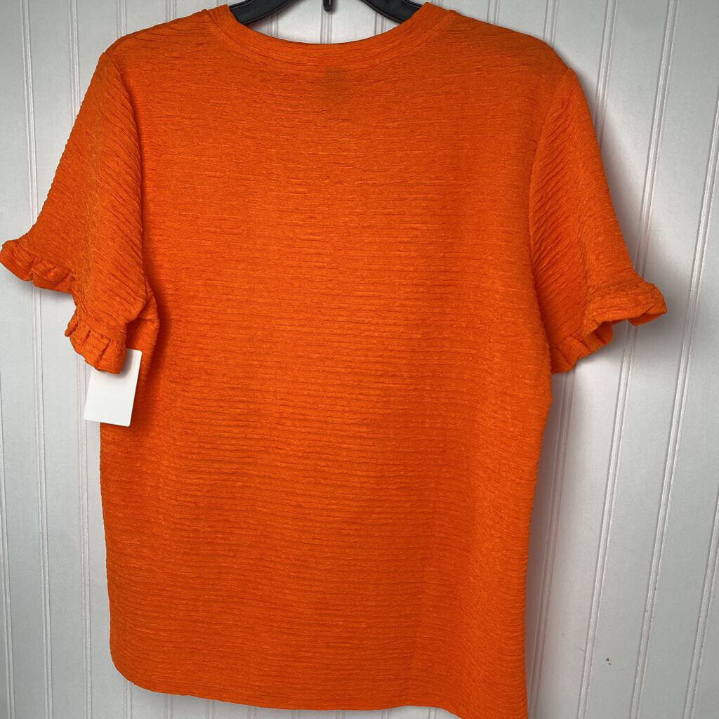 TEXTURED SHORT SLEEVED
