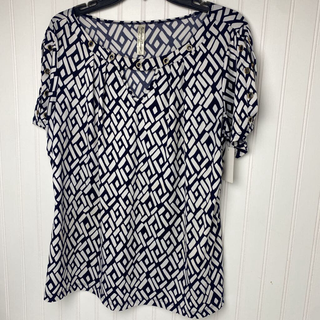 SHORT SLEEVE W/SLIT SLEEVES