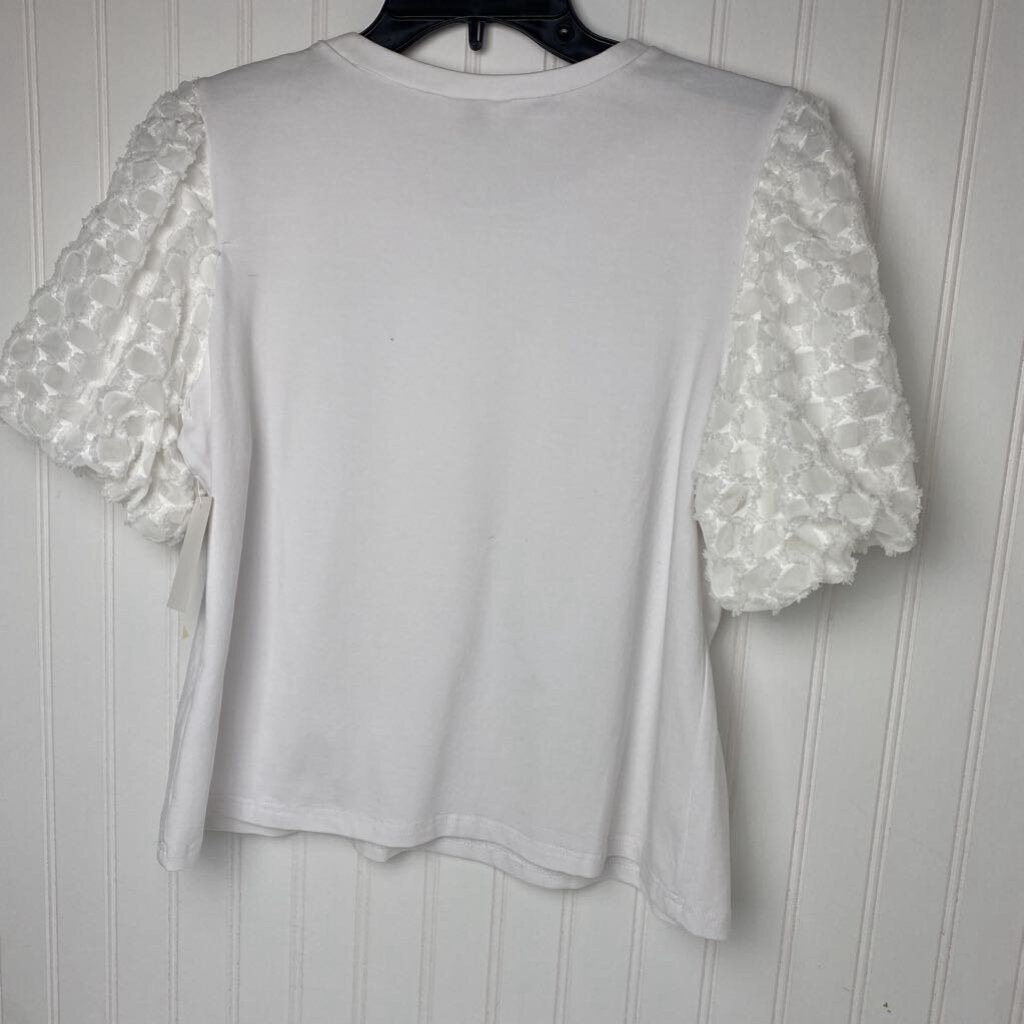 PEARL NECK SHORT SLEEVED