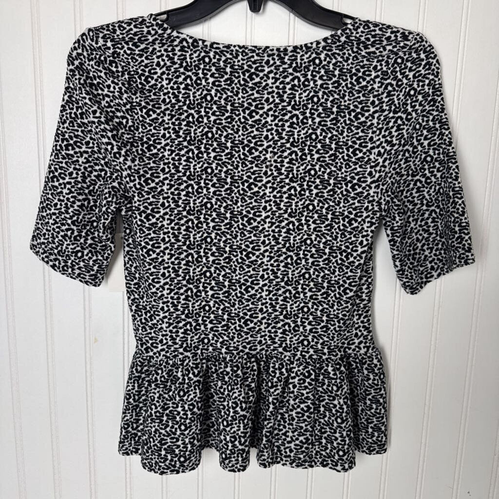 SHORT SLEEVE TOP