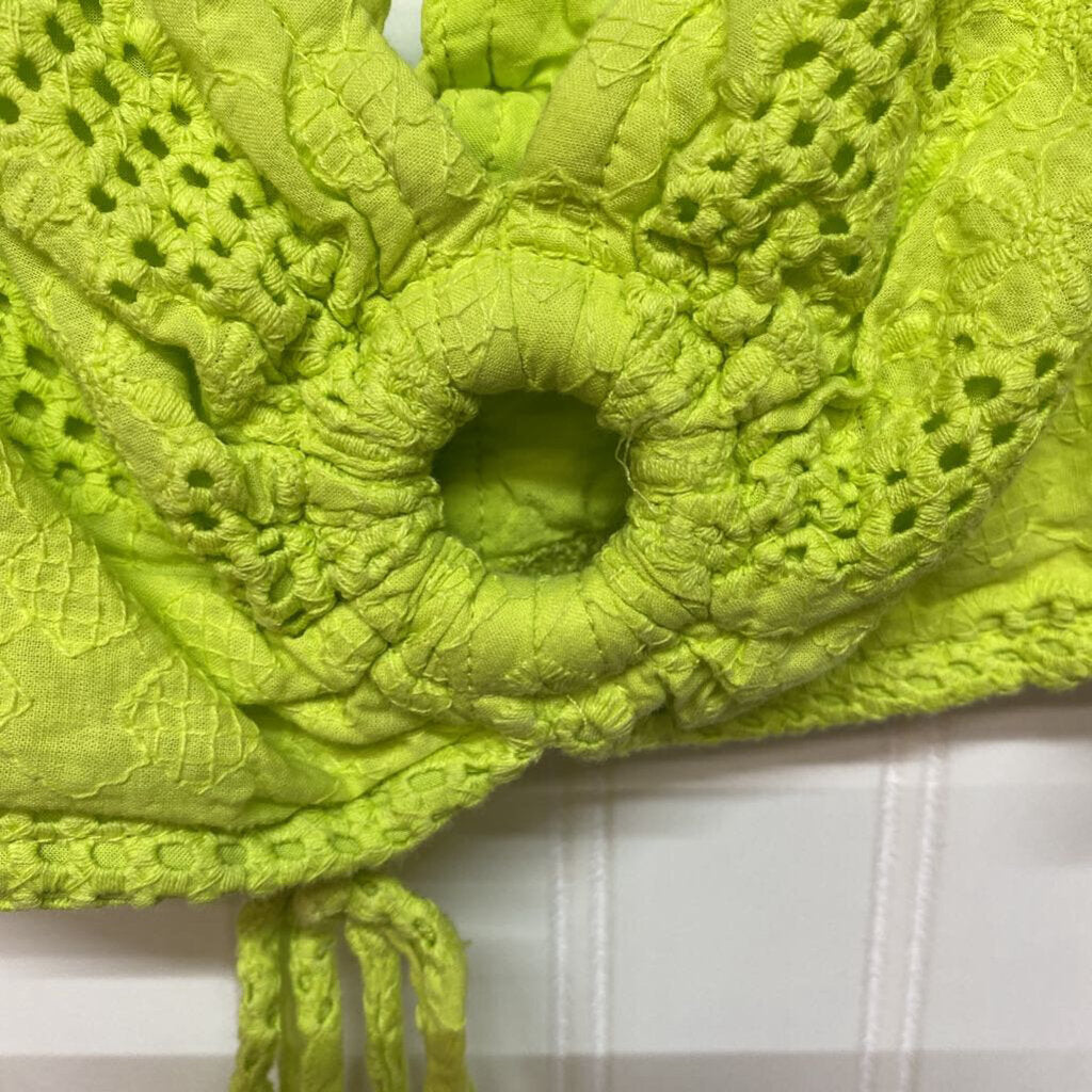 VERY SHORT CROP TOP SHORT C