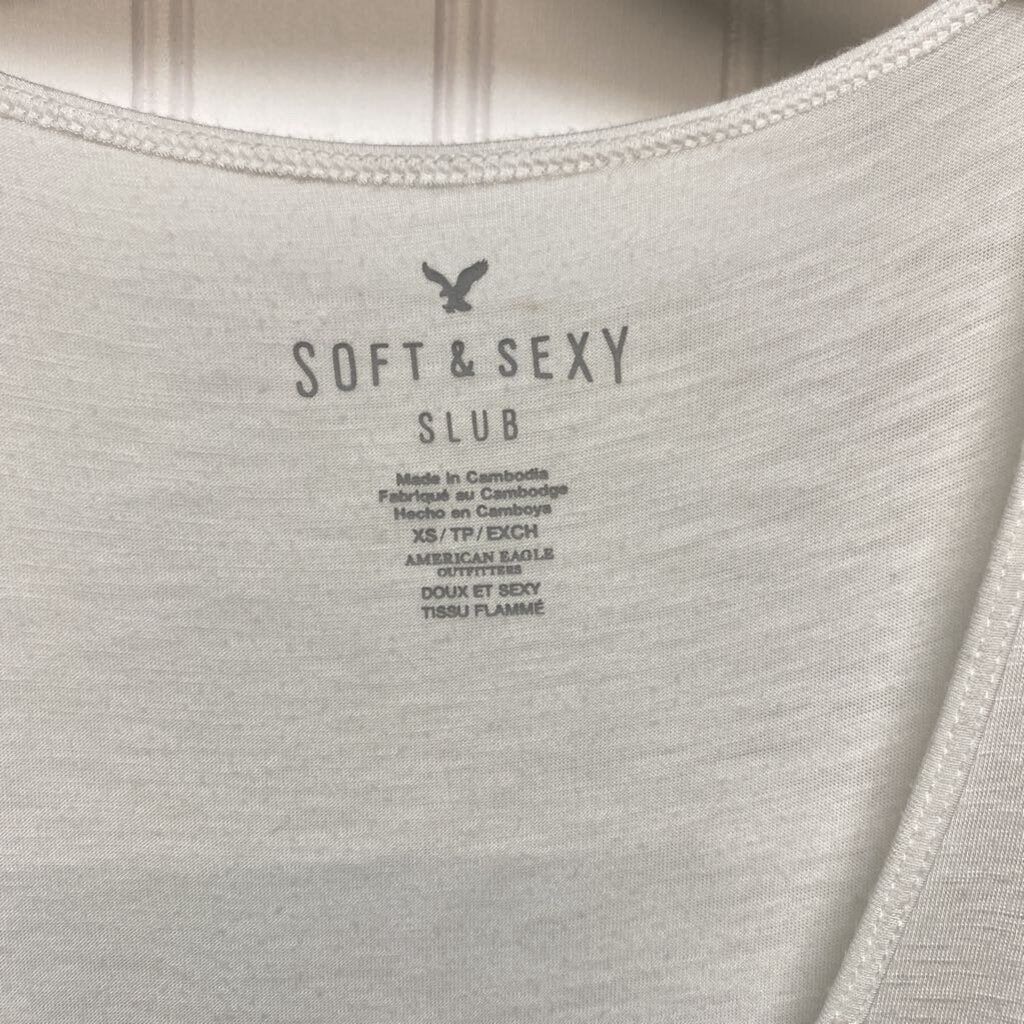 BUTTON DOWN TANK TOP