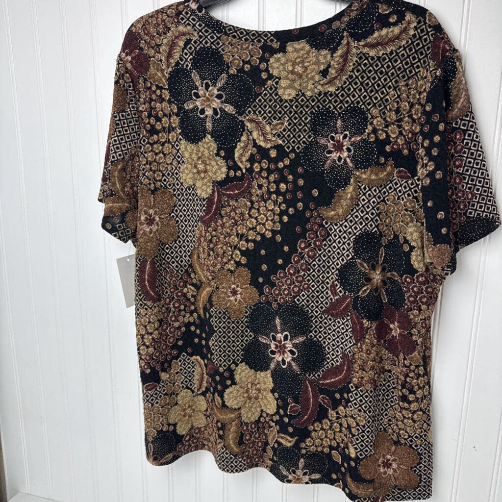 SHORT SLEEVE TOP