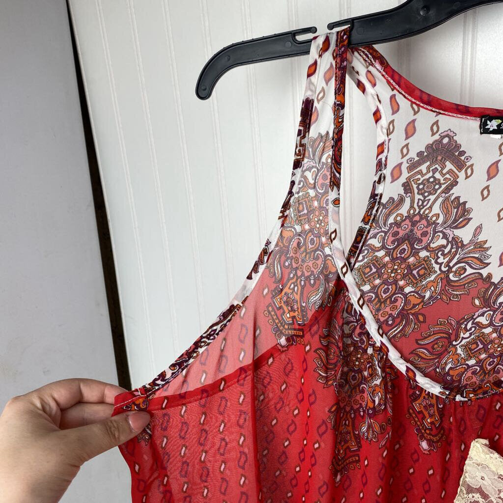 SLEEVELESS SHEER TOP