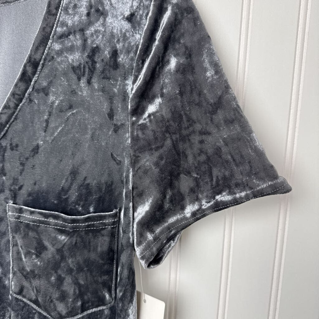 V NECK VELVET TOP
