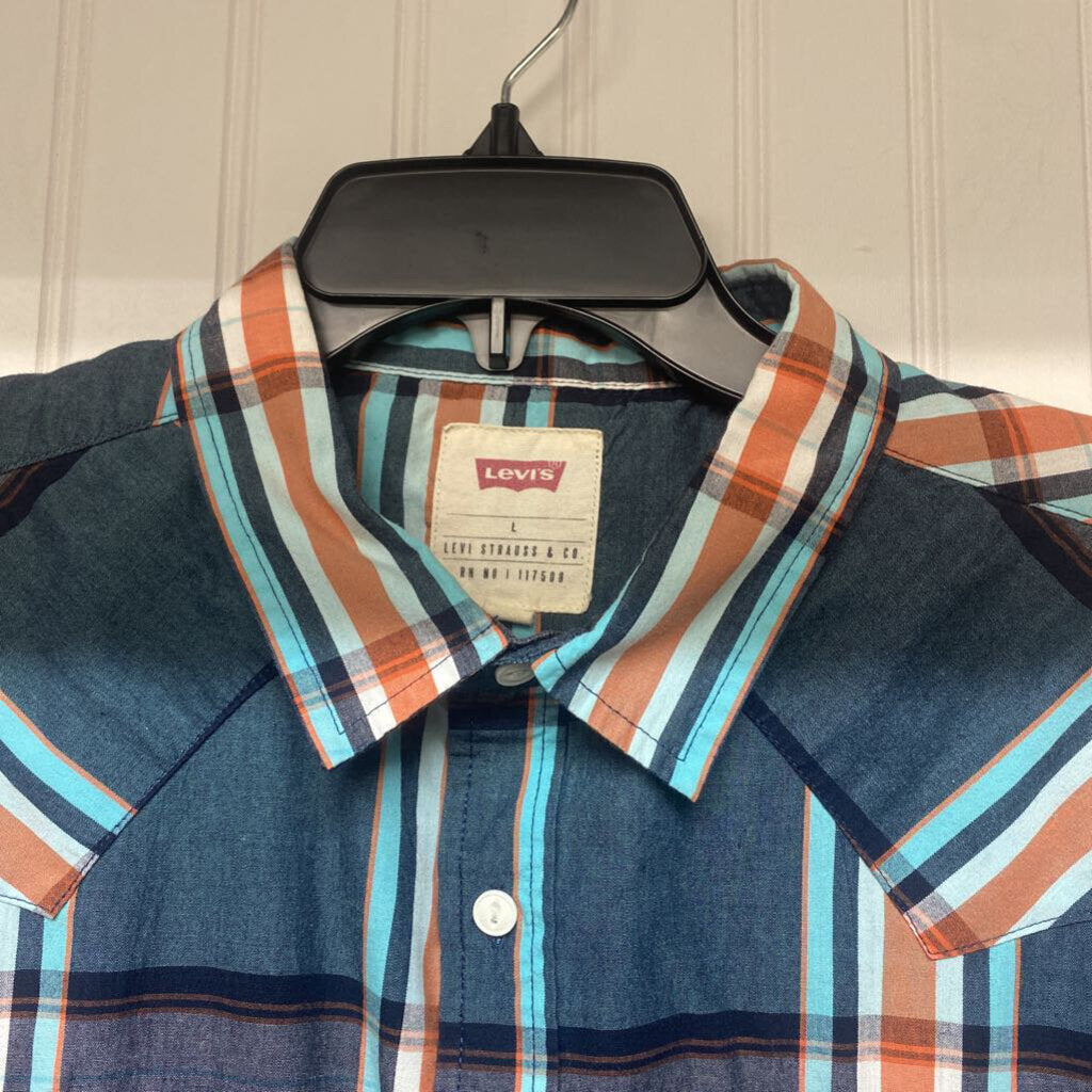 PLAID BUTTON DOWN