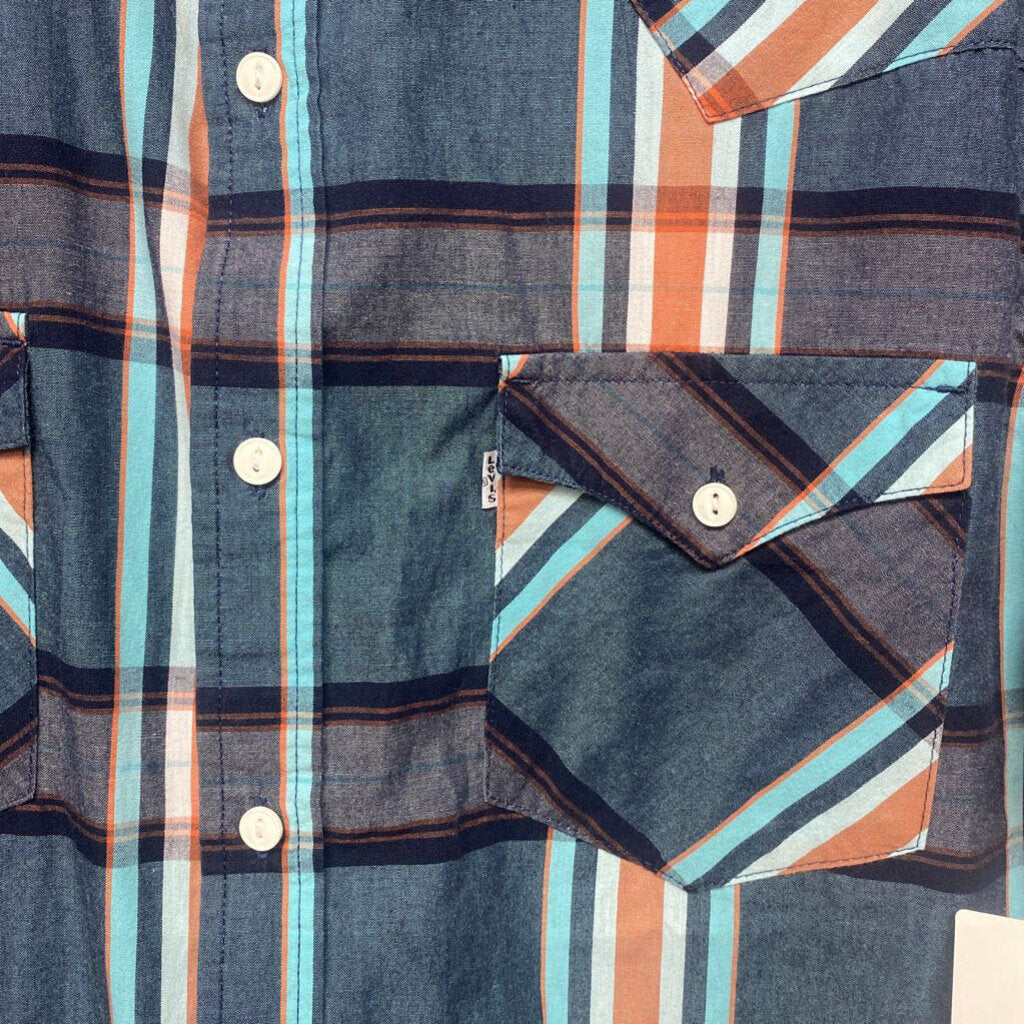 PLAID BUTTON DOWN