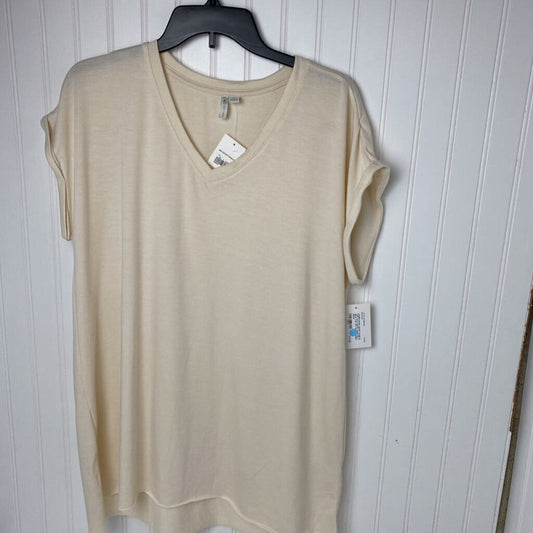 SHORT SLEEVED V NECK TOP