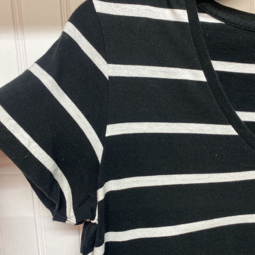 POLO V NECK TEE