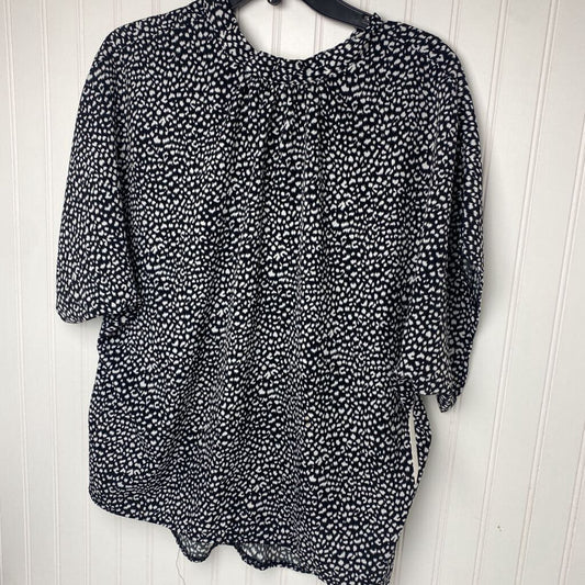 TIE IN BACK SHORT SLEEVED
