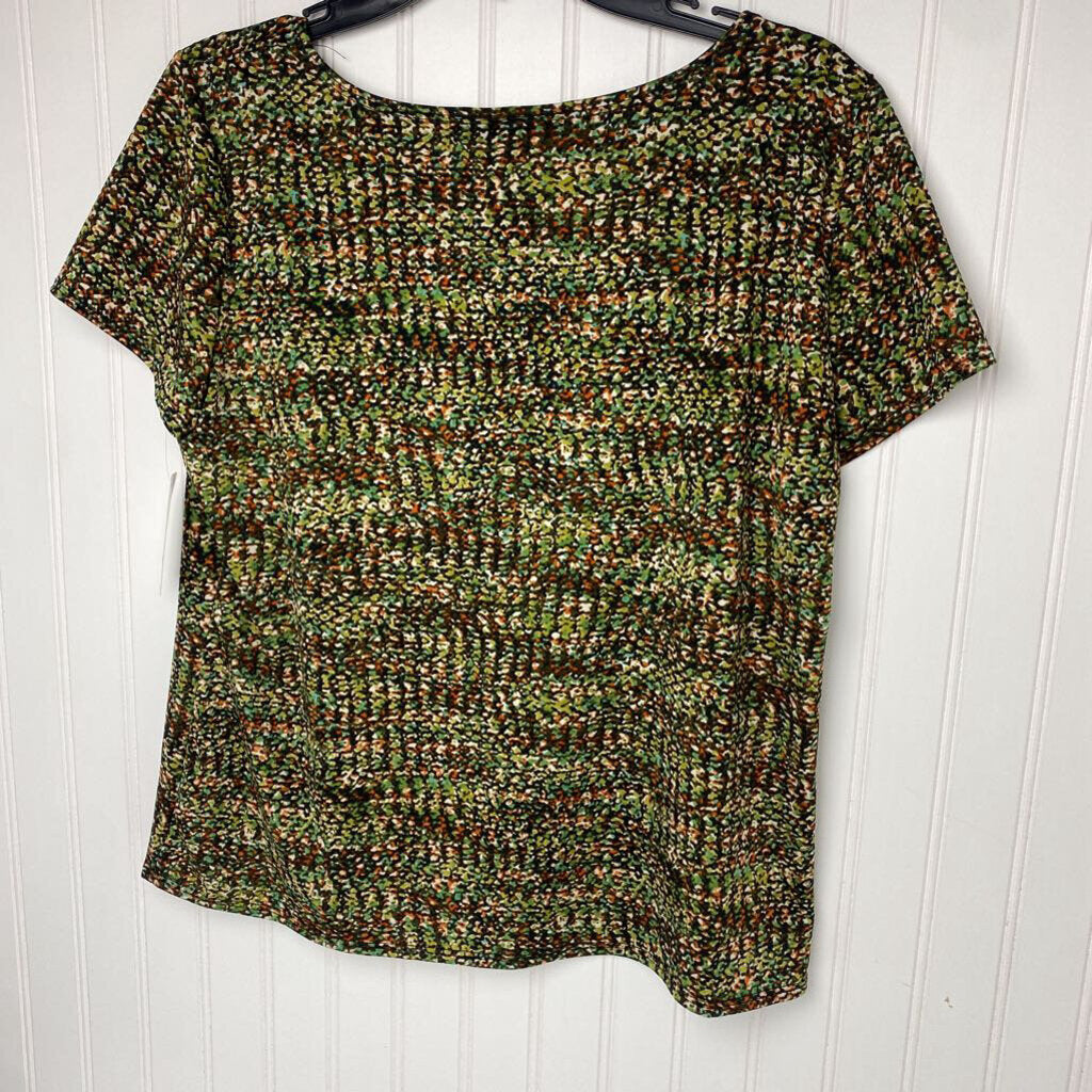 BASIC SHORT SLEEVED TOP