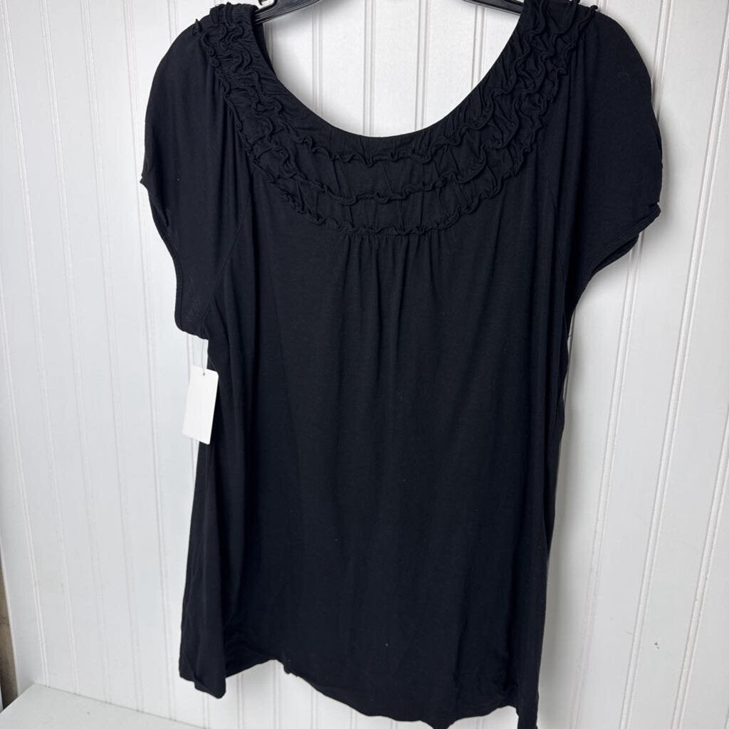 SHORT SLEEVE TOP