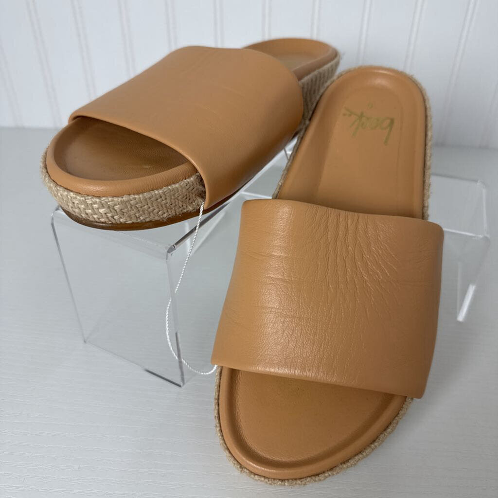 LADIES SLIDE * HIGH END BRAND