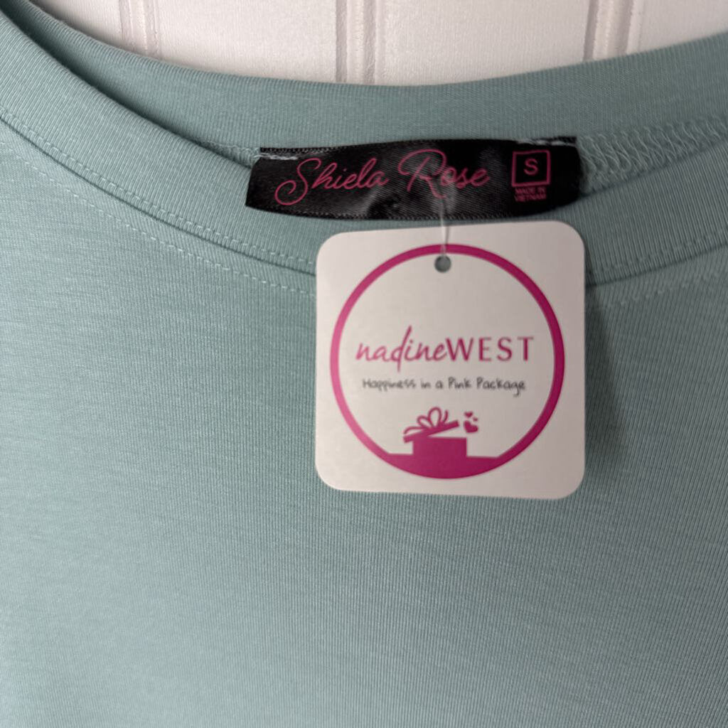 BASIC SHORT SLEEVED TOP
