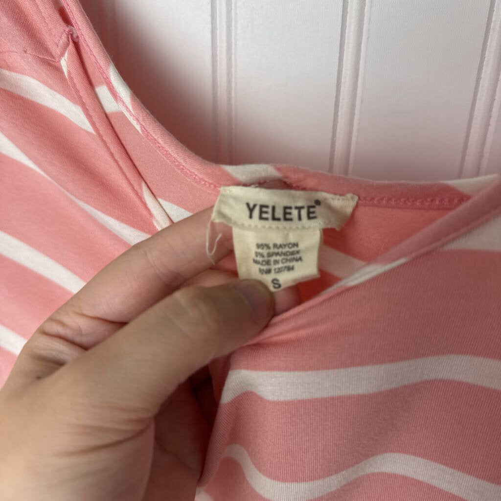 BASIC SHORT SLEEVED TOP