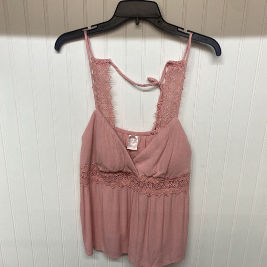 SLEEVELESS TOP