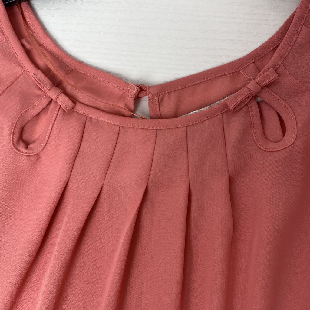 SLEEVELESS TOP
