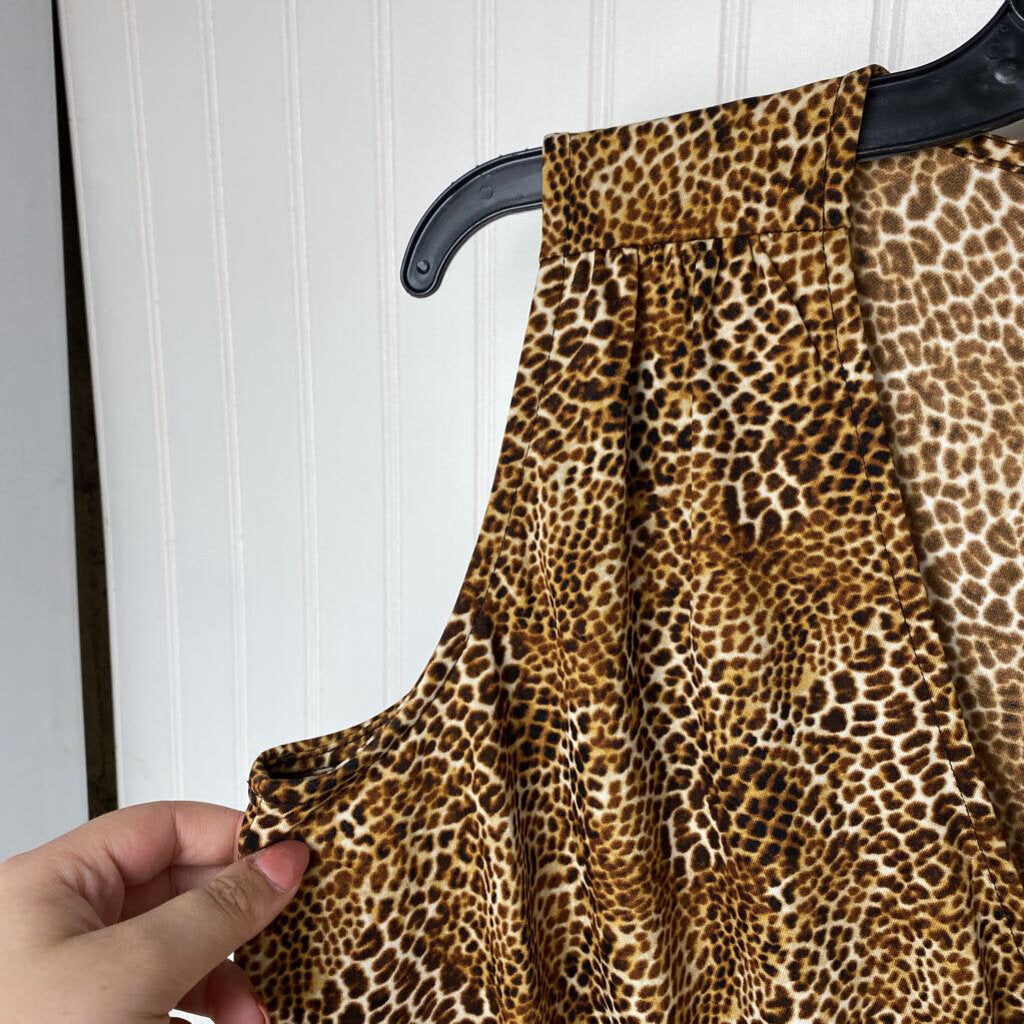 V NECK SLEEVELESS WRAP TOP