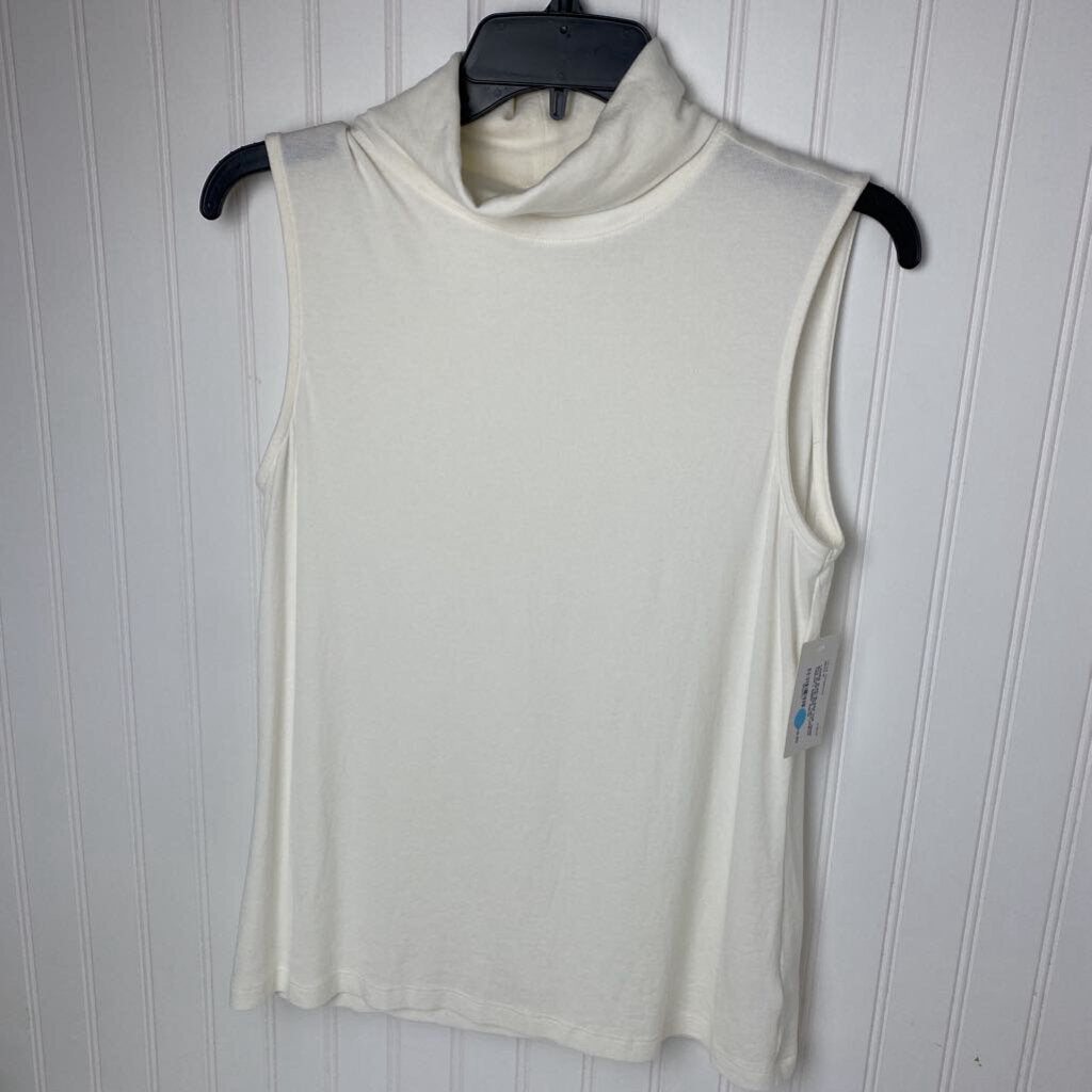 SLEEVELESS TURTLENECK