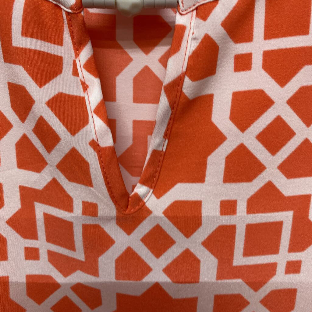 RUFFLED SLEEVED TOP