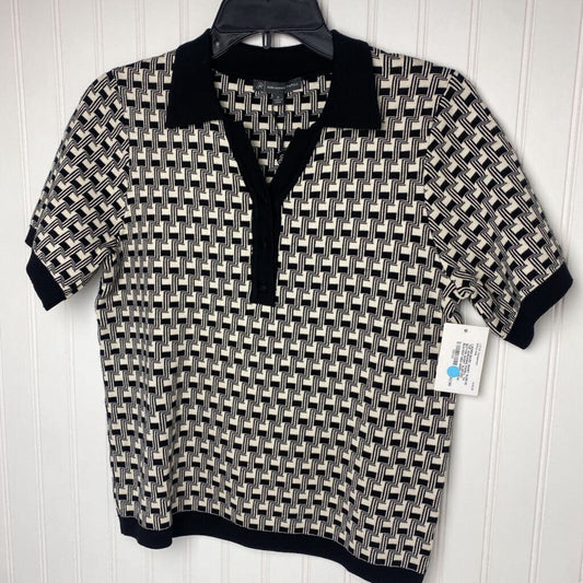 1/4 BUTTON SHORT SLEEVED