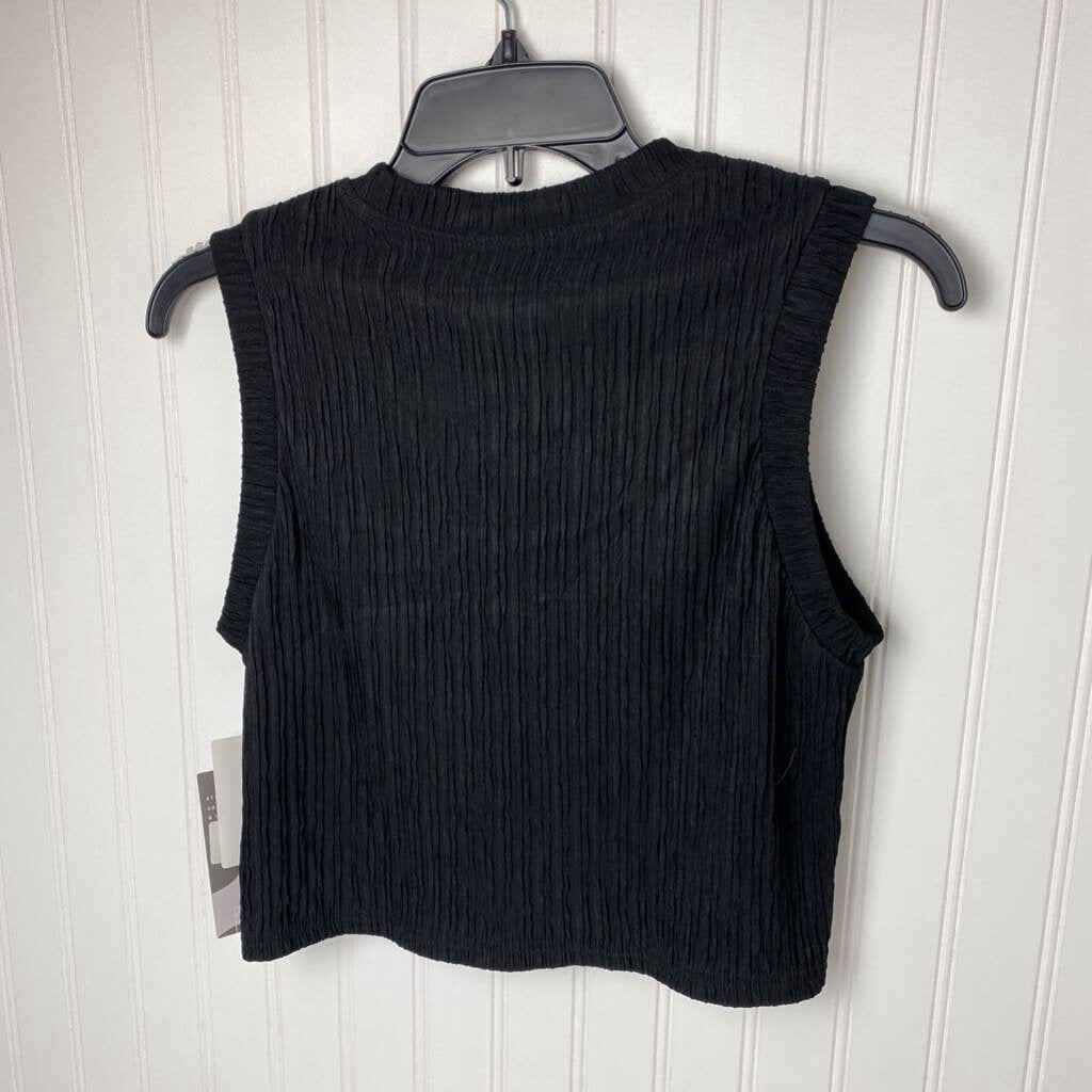 SLEEVLESS RIBBED CROP TOP