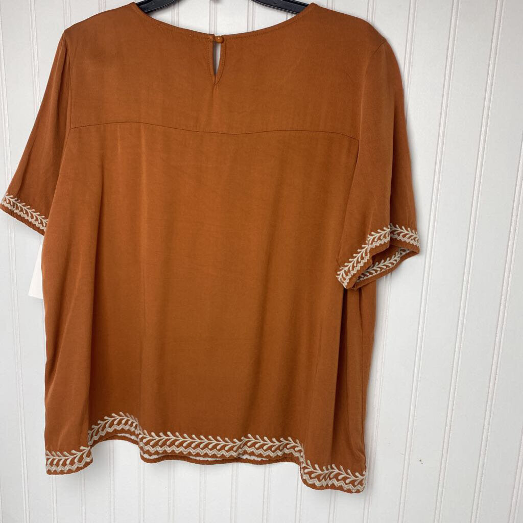 SHORT SLEEVE BLOUSE