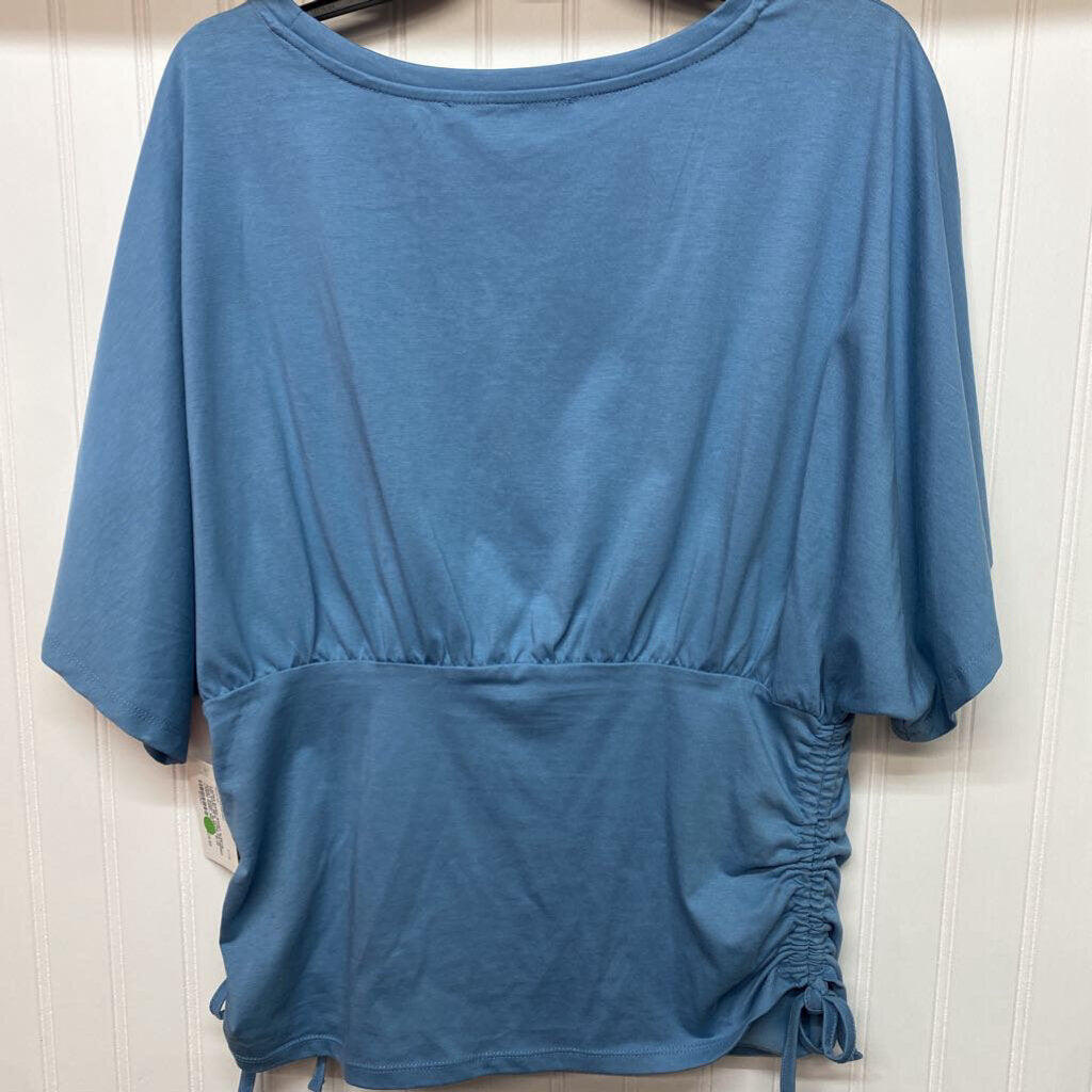 GATHERED WAIST SHORT SLEEVED