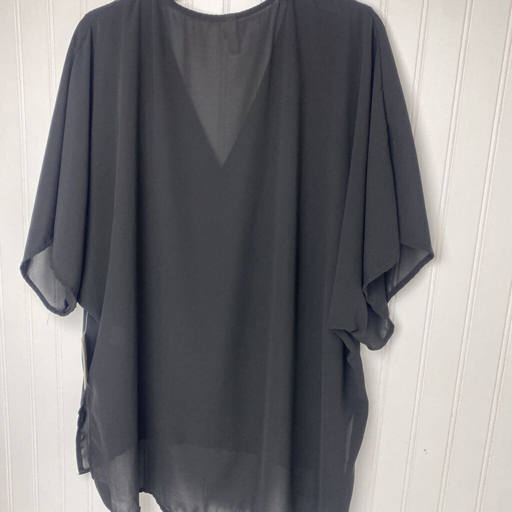 SHORT SLEEVE V NECK TOP