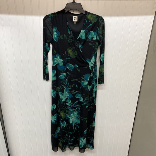 LONG SLEEVE V NECK DRESS