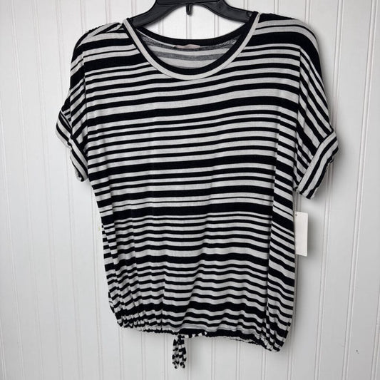 STRIPED SHORT SLEEVED