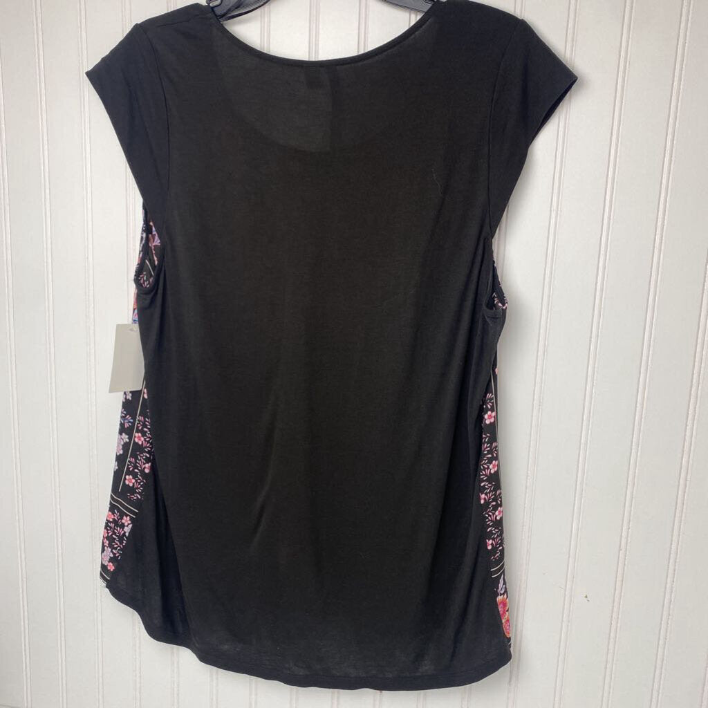 CAP SLEEVED TOP