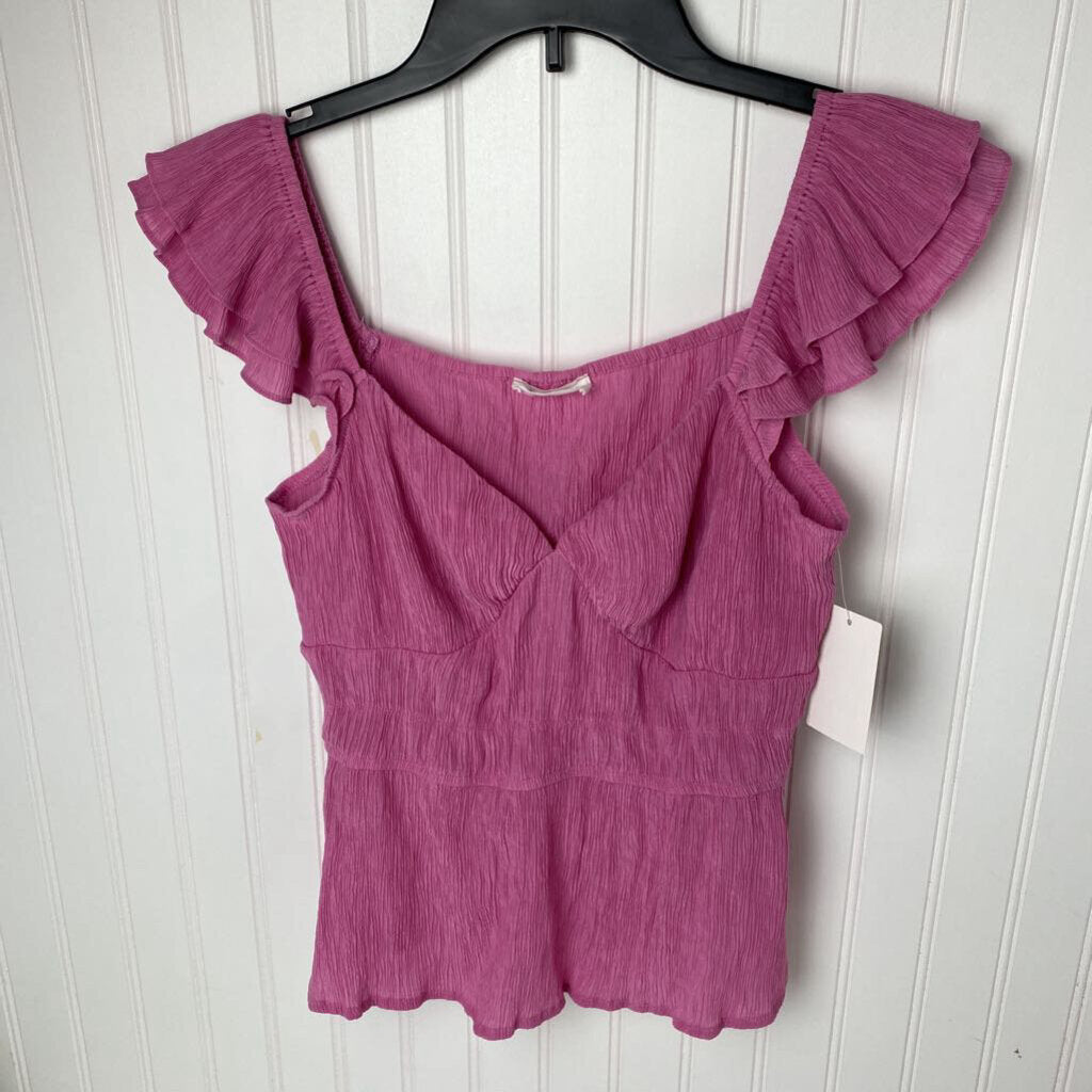 RUFFLE SLEEVED TOP