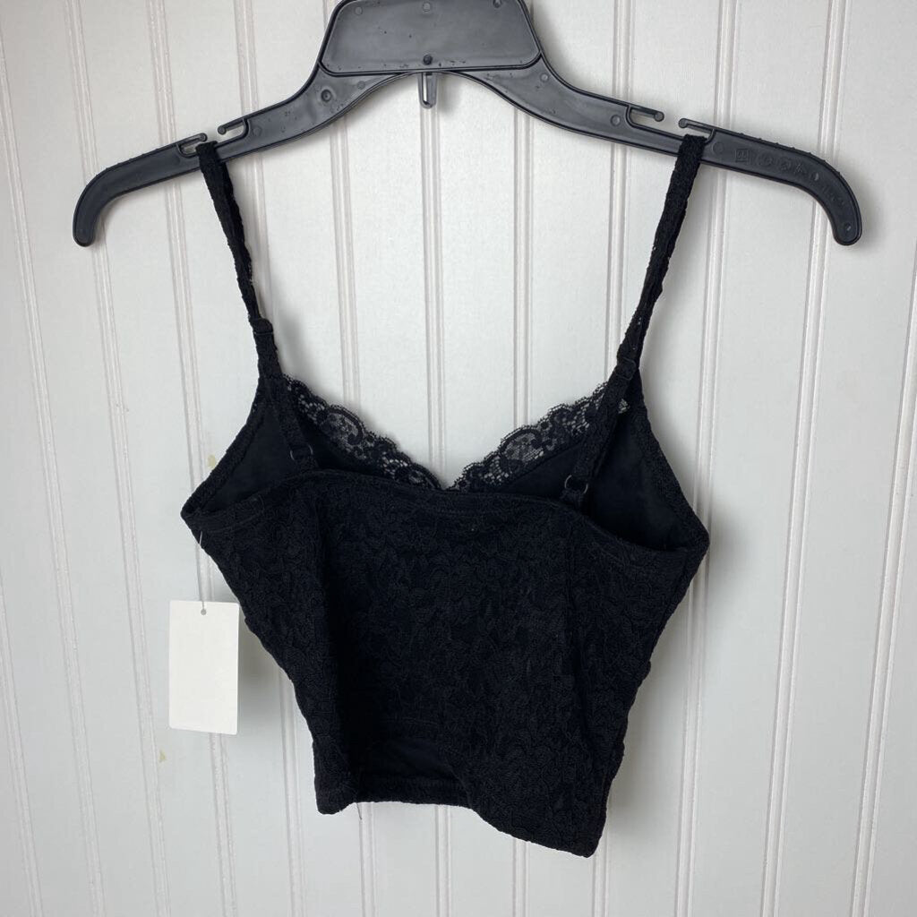 SPAGHETTI STRAP CROP TOP