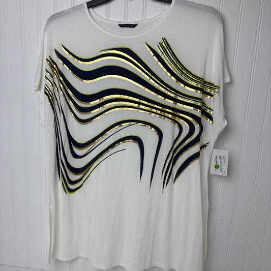 GRAPHIC TEE