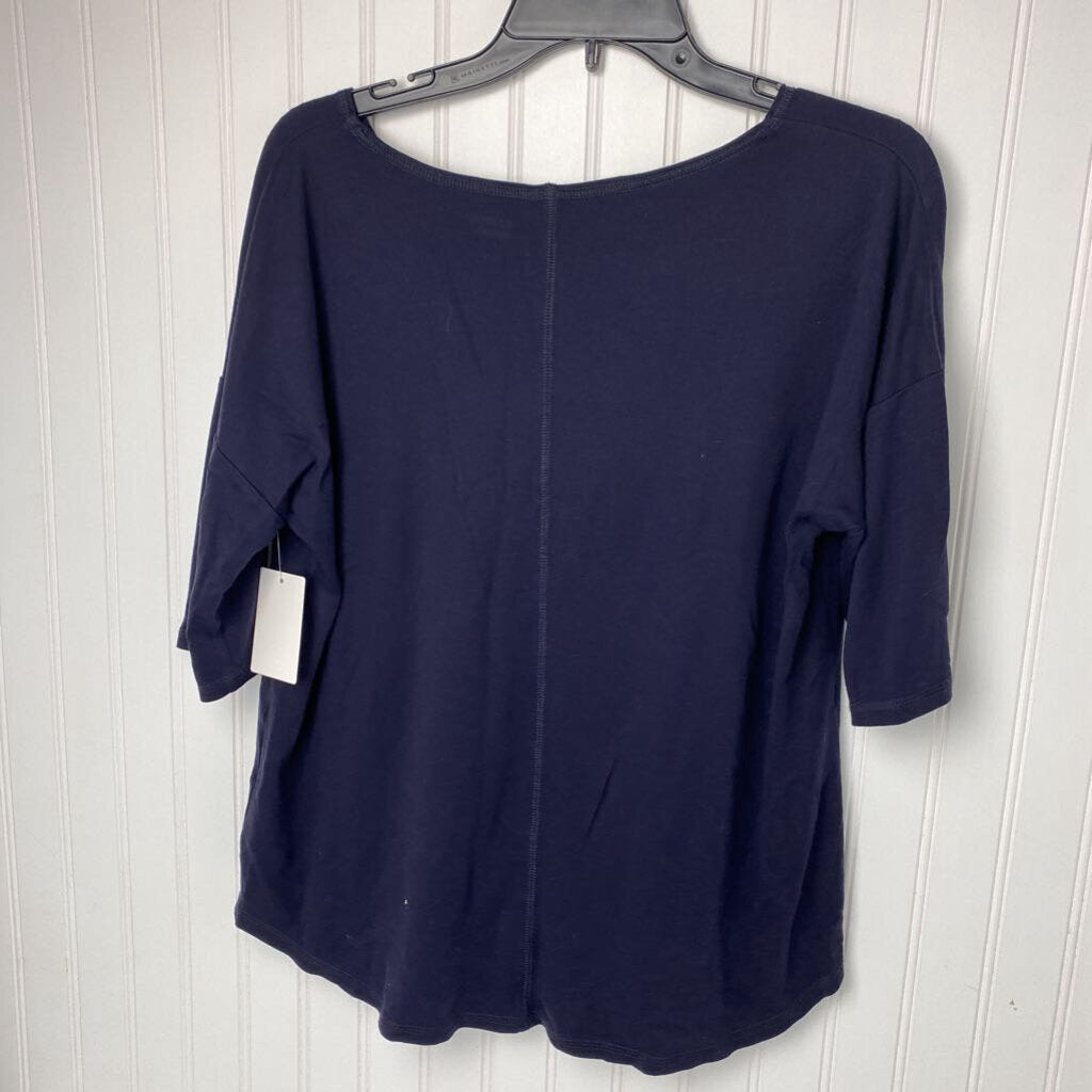 BASIC SHORT SLEEVED TEE