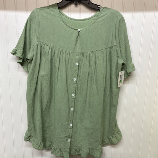SHORT SLEEVED BUTTON UP BLOUSE