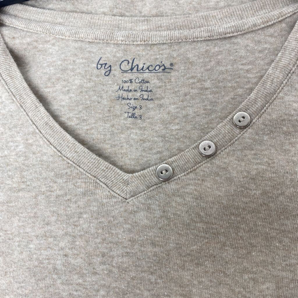 SHORT SLEEVED V NECK TEE