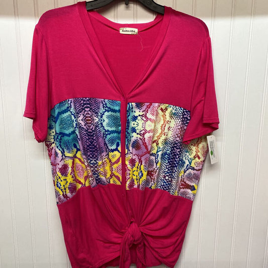 SHORT SLEEVED TOP