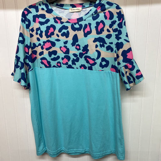 SHORT SLEEVED TOP