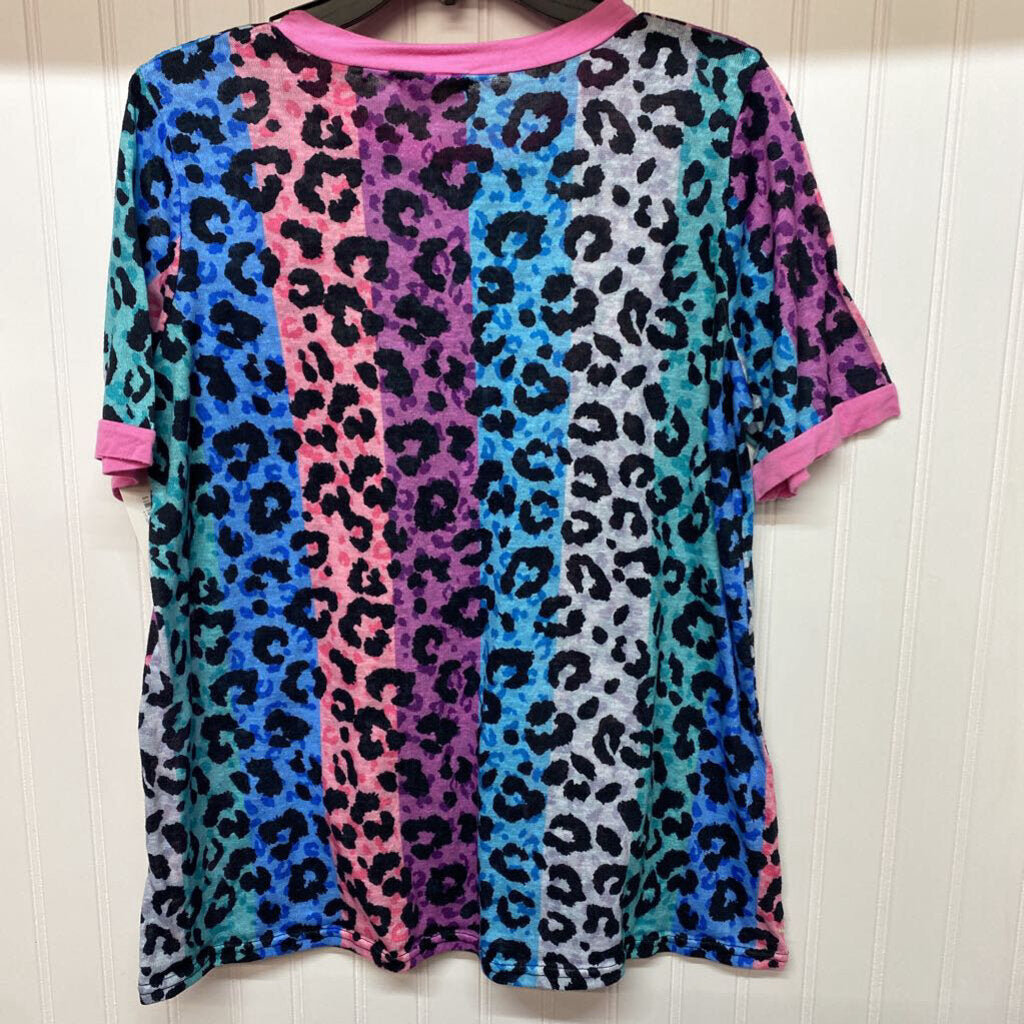 BASIC SHORT SLEEVED TEE