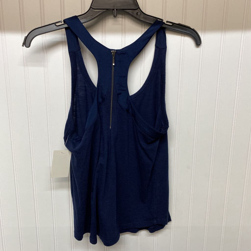 SLEEVELESS TOP