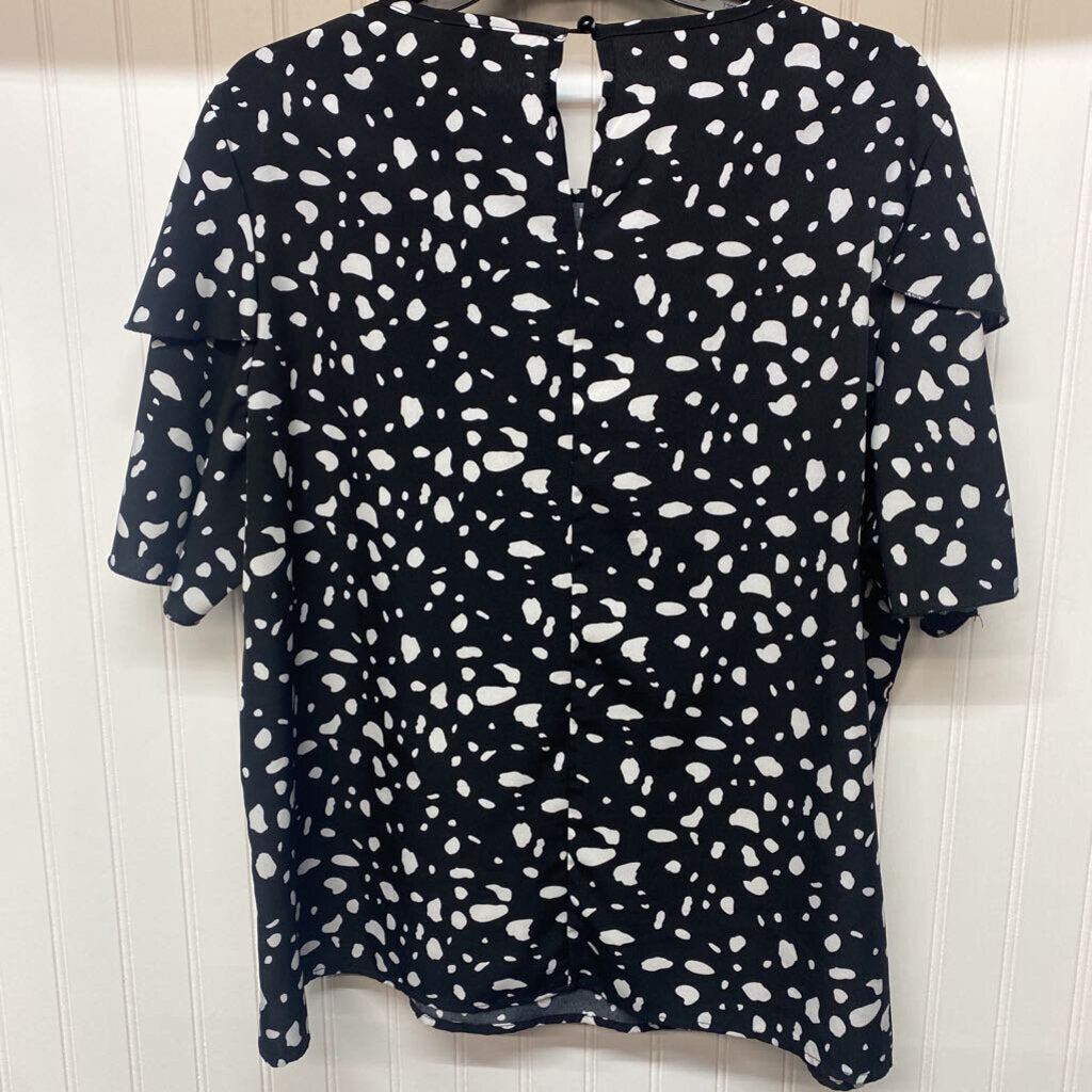SLEEVLESS SHORT DRESS