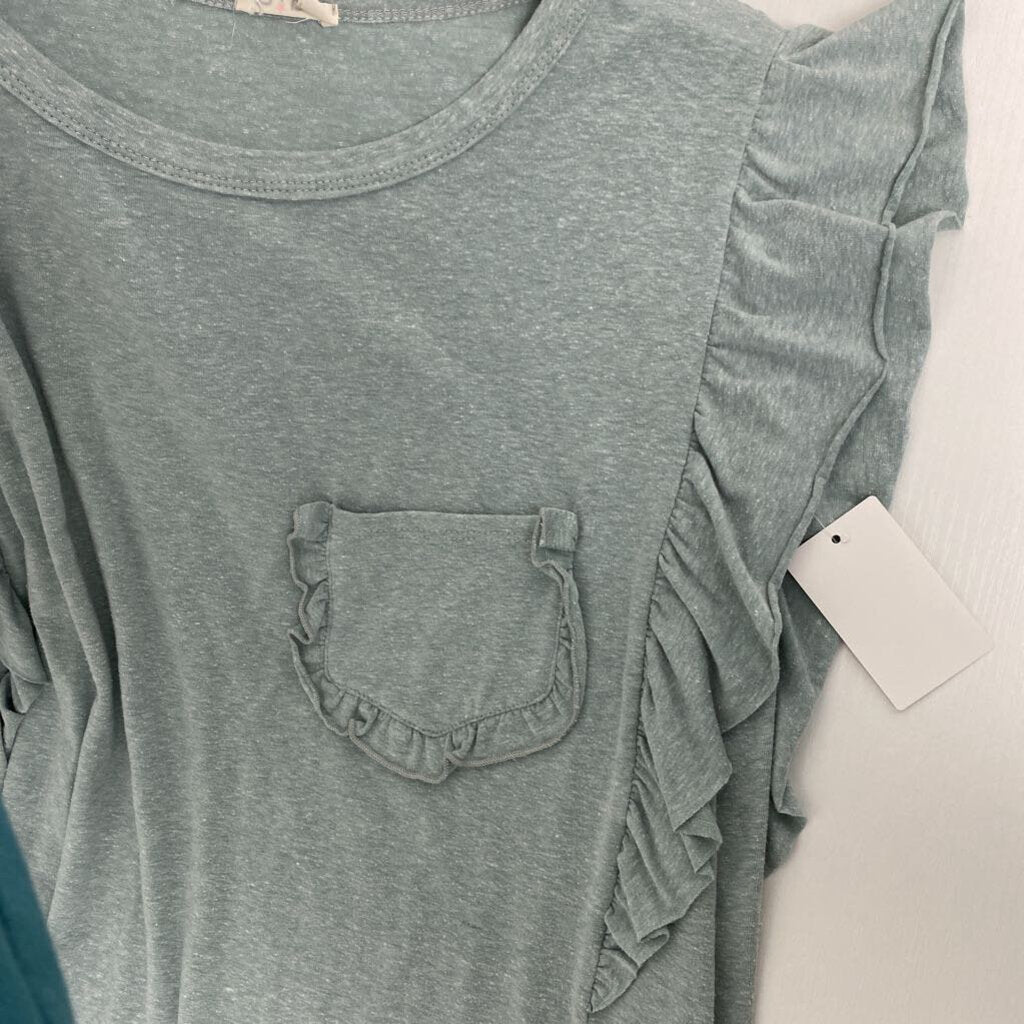 RUFFLED CAP SLEEVED TOP