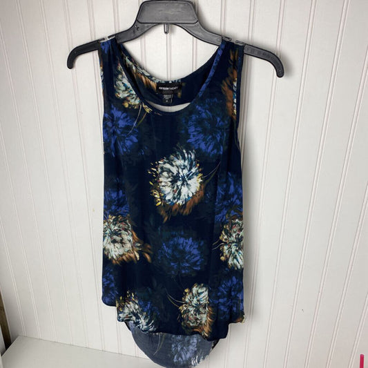 SLEEVELESS BLOUSE